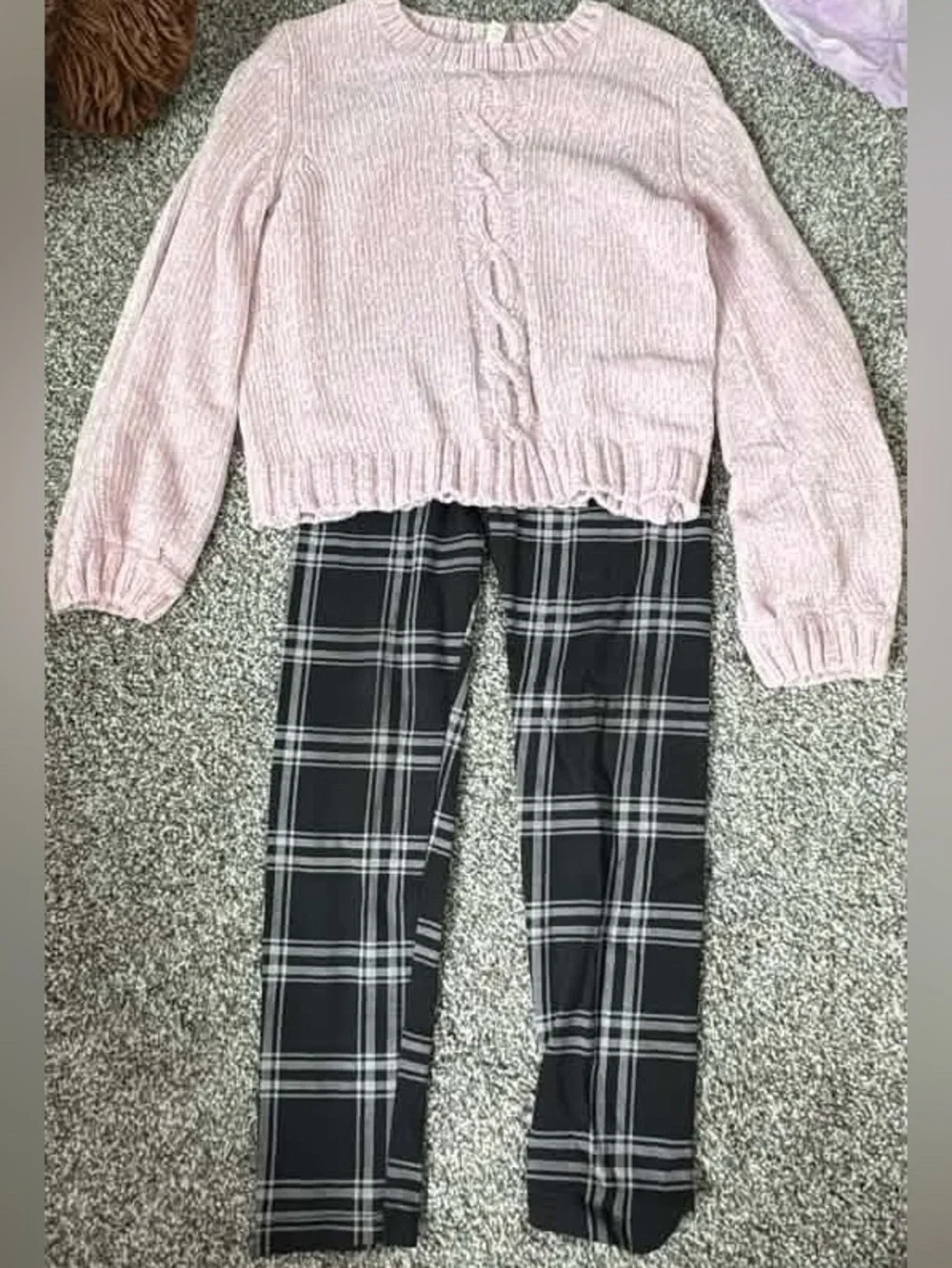 Jessica Simpson Pink Sweater with Black & White Plaid Leggings